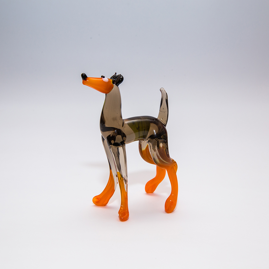 Собака з витягнутою мордою, midi-dog-18