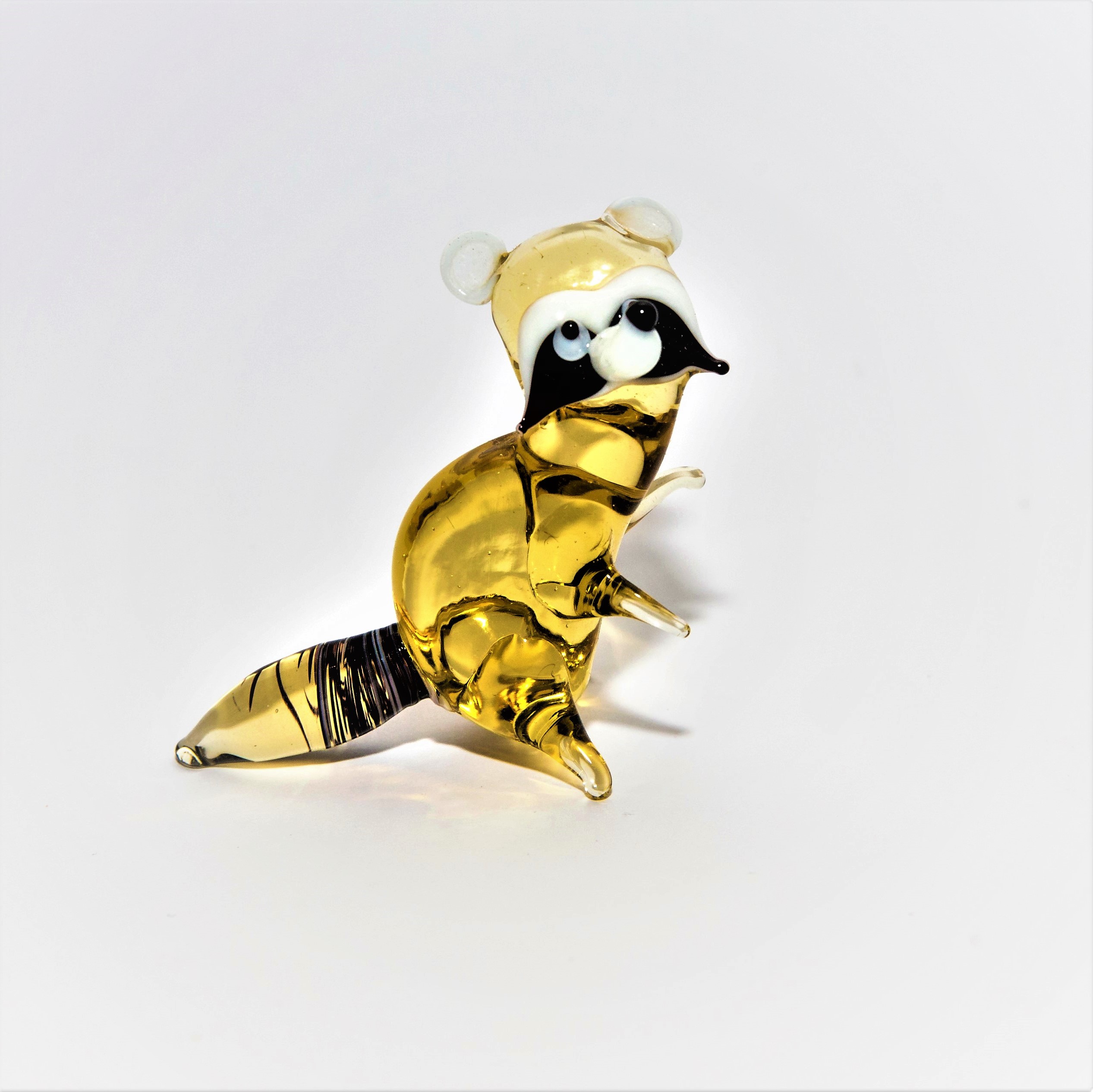 Waschbär sitzend, midi -215