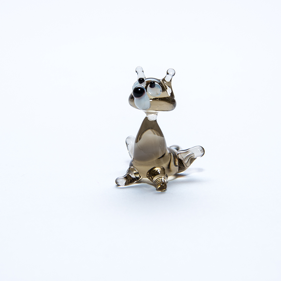 Waschbär sitzend, mini-020