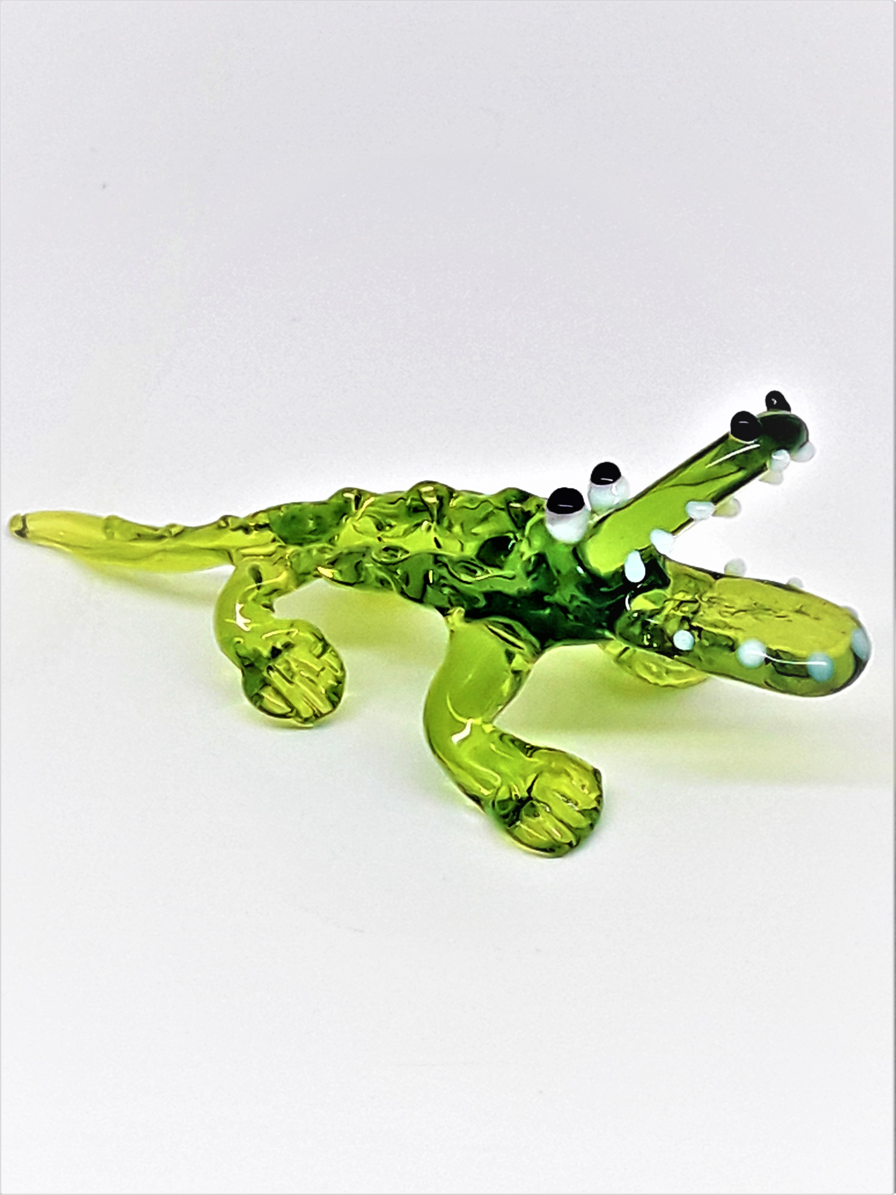 Crocodile, Small -091